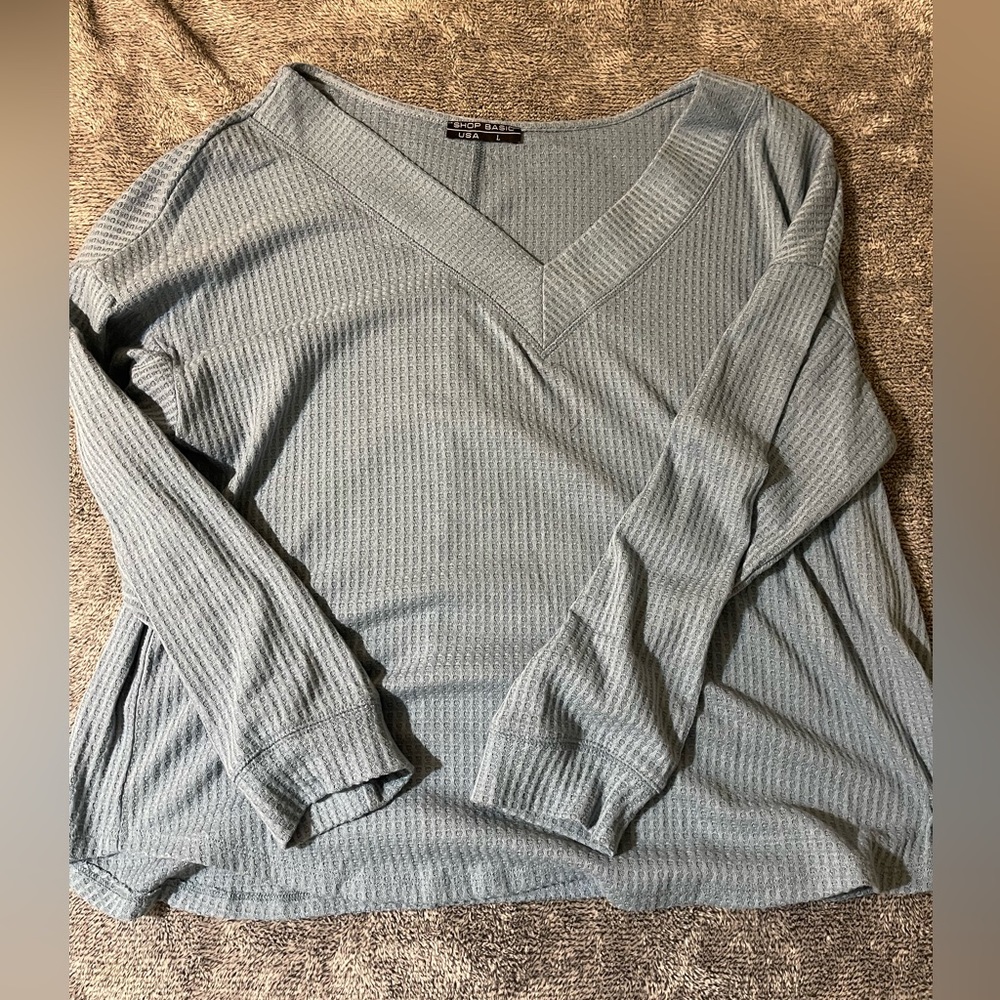 Lightweight sweater by shop basic. Color is a slate blue. Size L